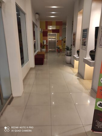 Zuri Express Hotel Pekanbaru主图