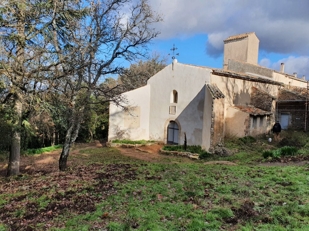 Chapelle Saint-Quinis景点图片