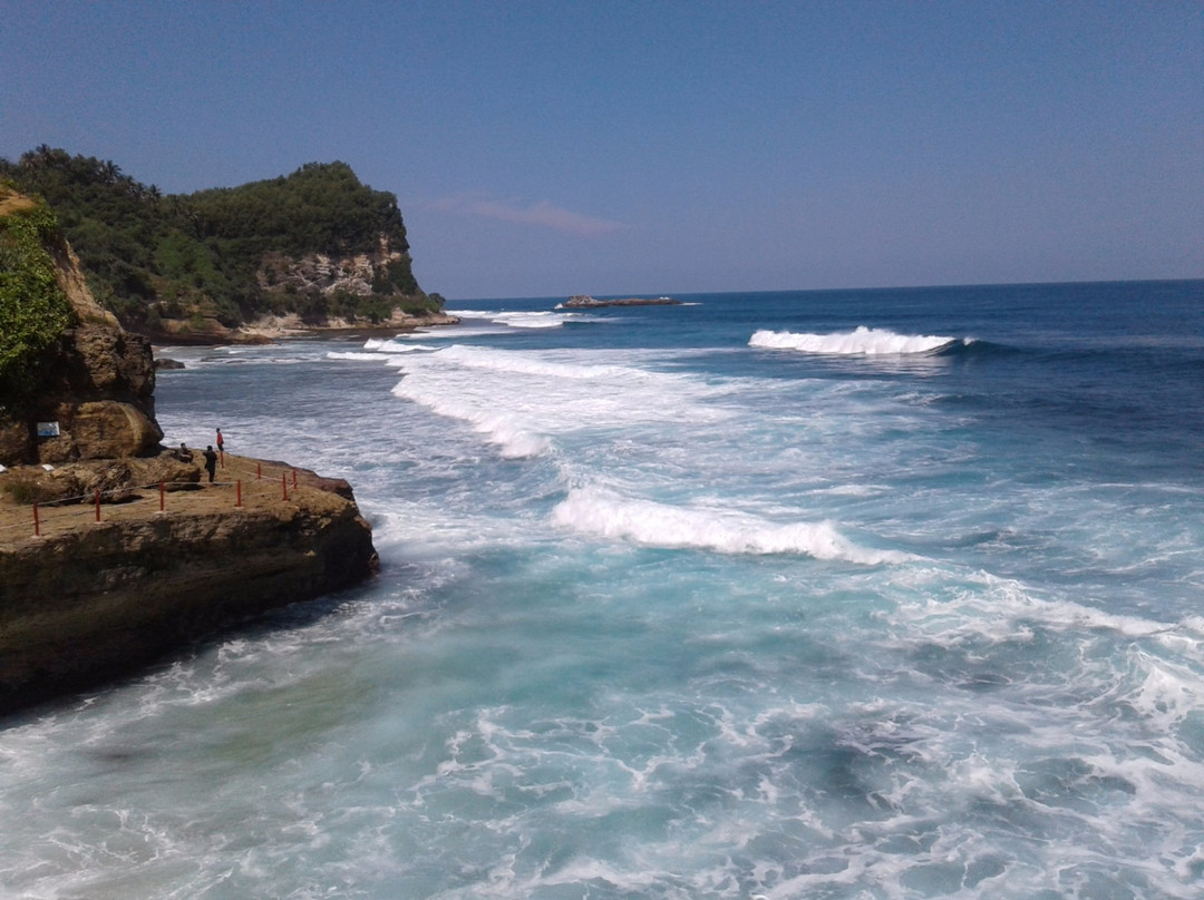 Pantai Banyu Tibo景点图片