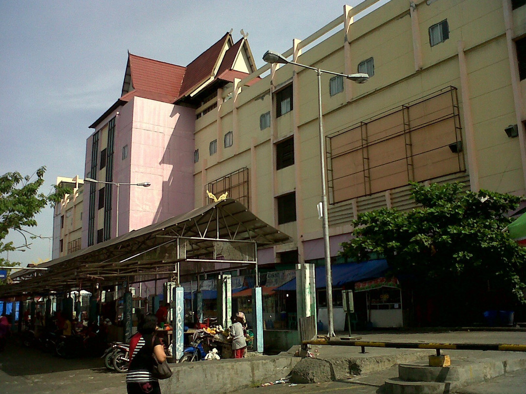 The Central Plaza-北干巴鲁必去景点