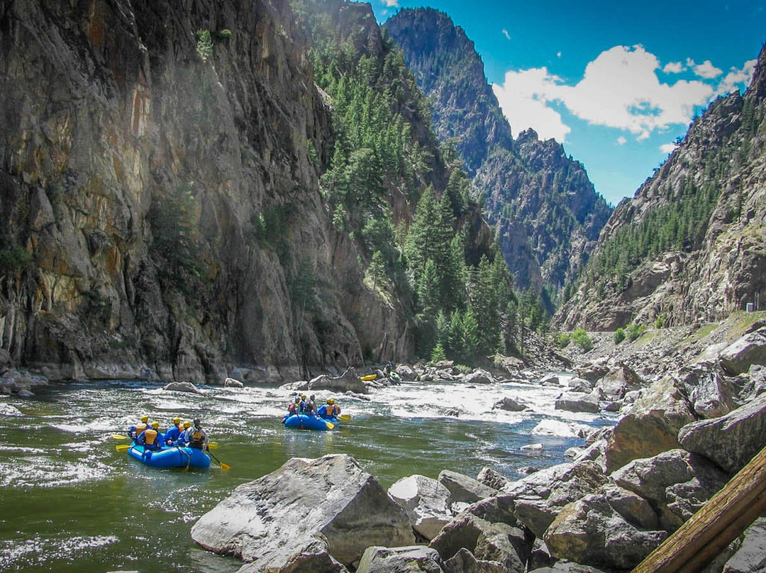 Liquid Descent Whitewater Rafting-Idaho Springs必去景点