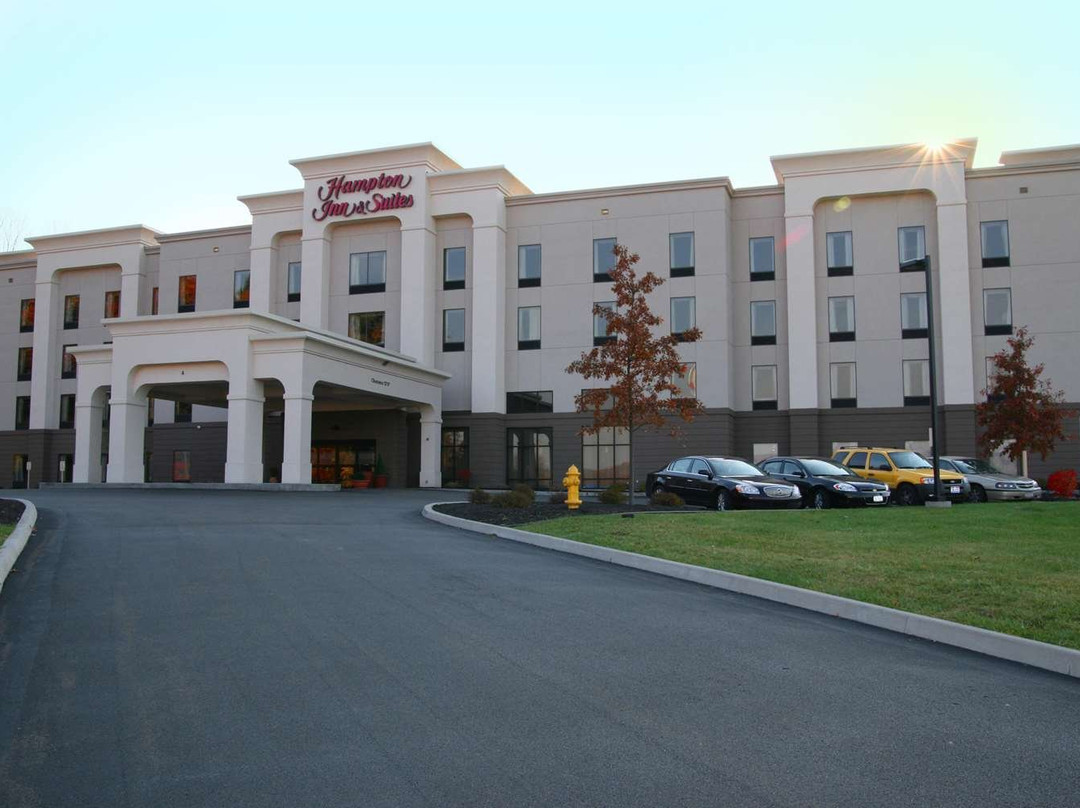 Hampton Inn & Suites Jamestown主图