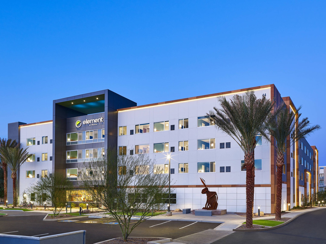 Element Chandler Fashion Center