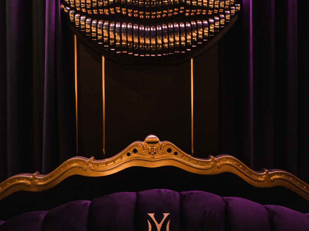 Ozertso旅游景点-Masons Yard