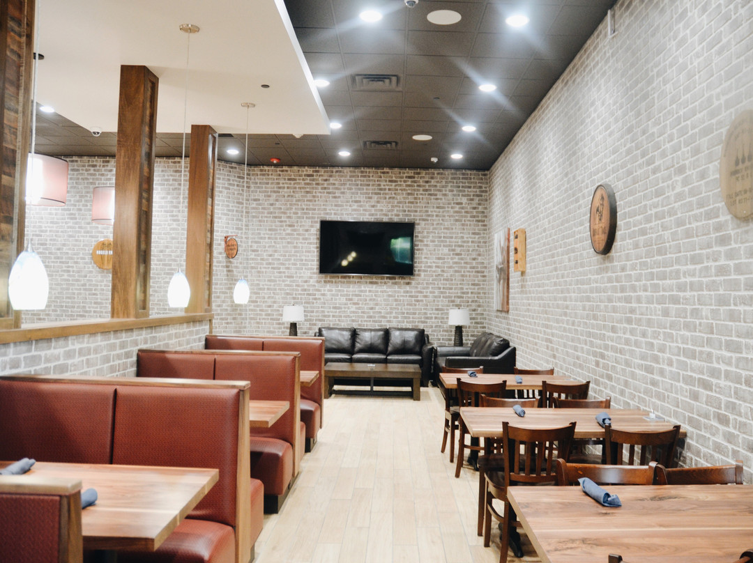 兰巴顿假日酒店主图