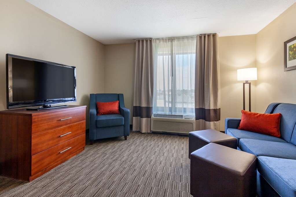 Comfort Suites Oshkosh-官方