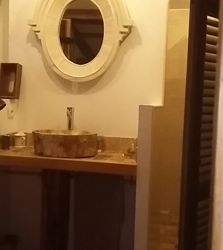 哈拉斯皮卡德杜圣住宿加早餐旅馆主图