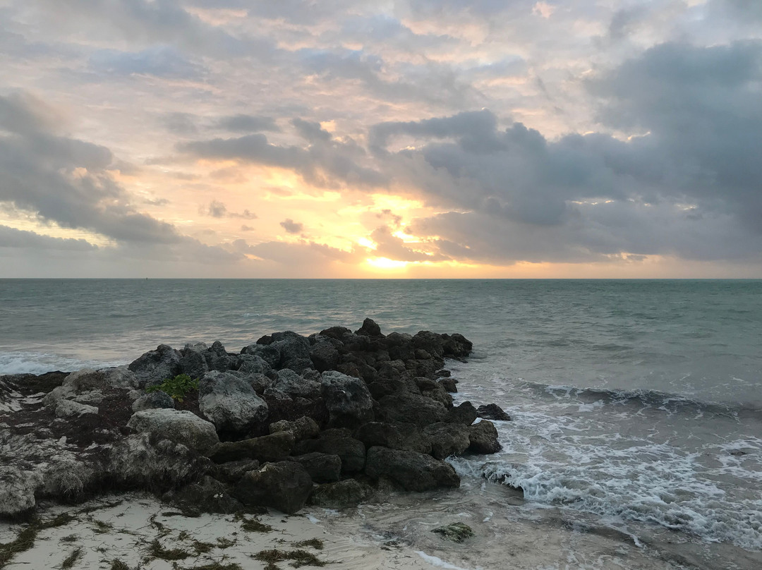 Continental Inn主图