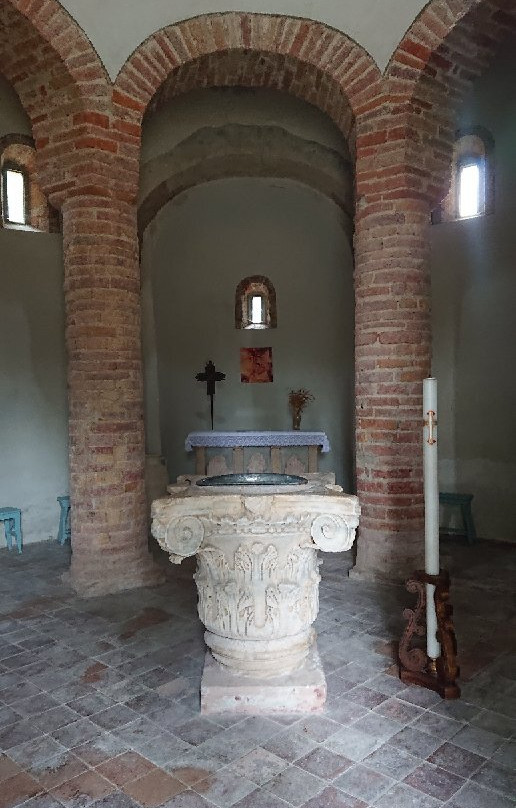 Chiesa di San Giovanni e Battistero di Vigolo Marchese景点图片