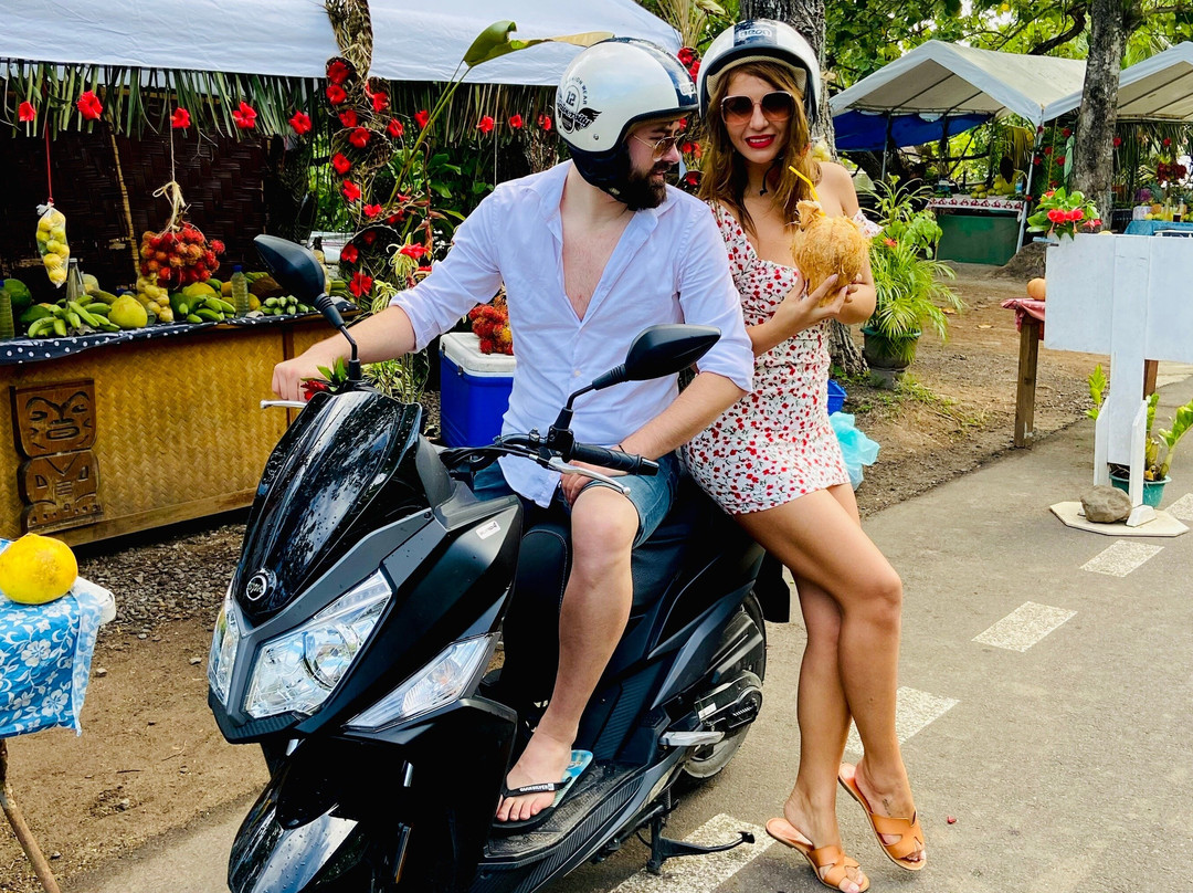 Moorea Scooter