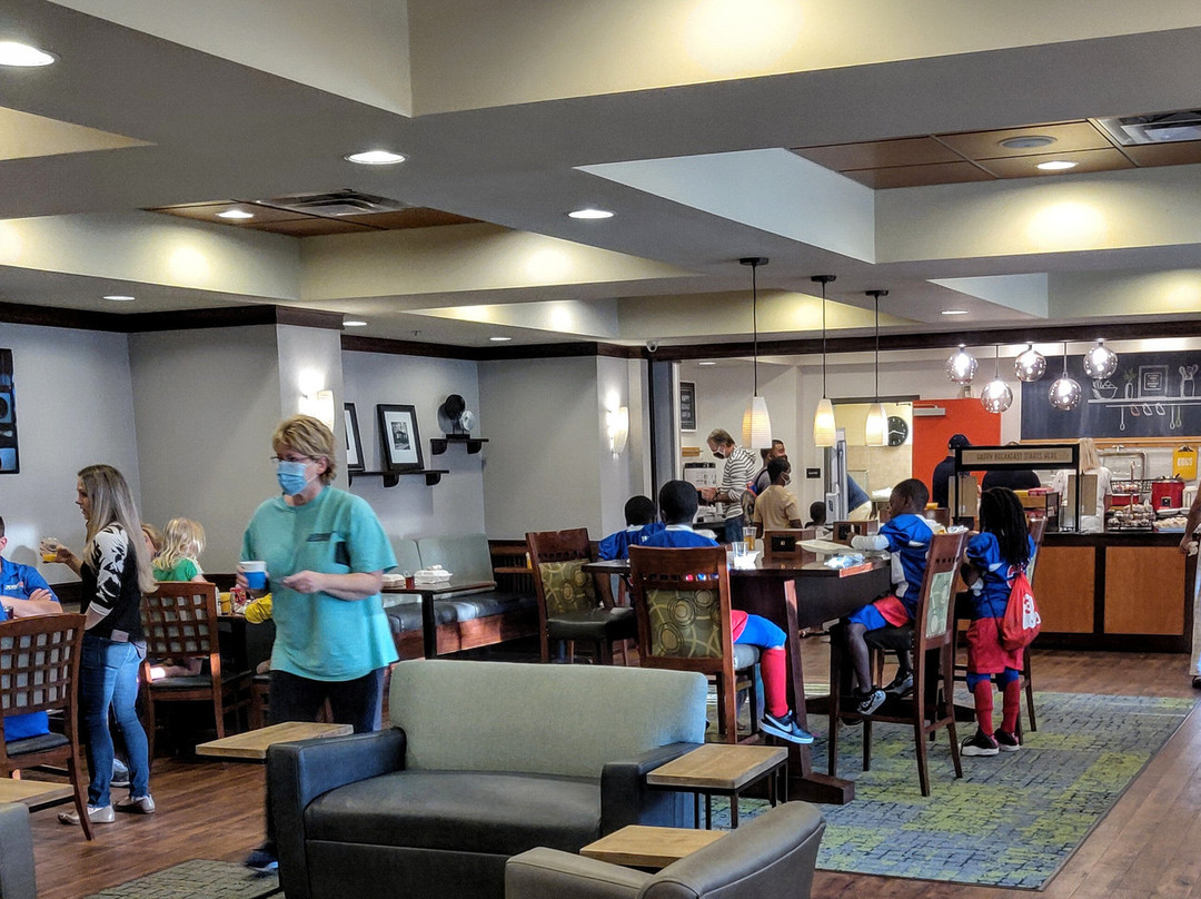 北查塔努加希尔顿恒庭酒店主图