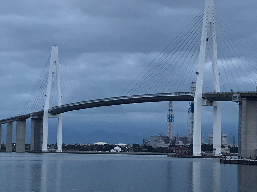 Shinminato Ohashi Bridge景点图片