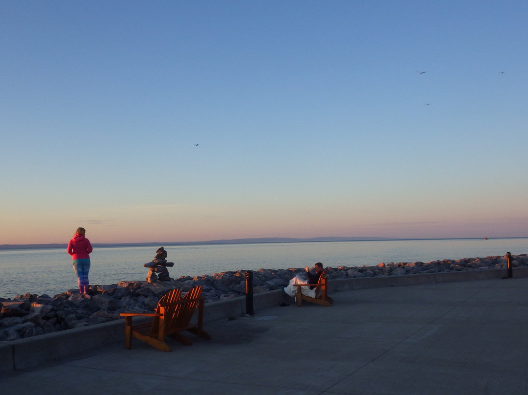 Port de Refuge Cap-a-l'Aigle-拉马尔拜必去景点