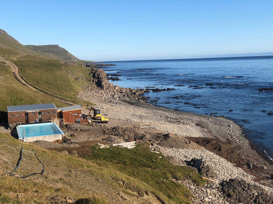 Krossneslaug-Nordurfjordur必去景点