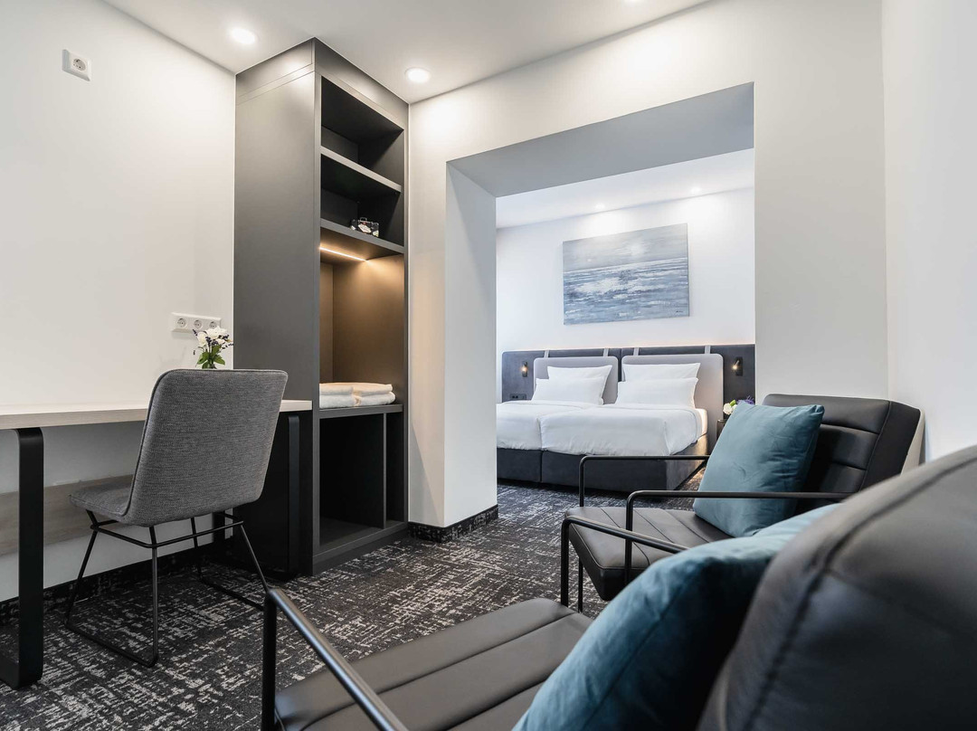 Libarty Hotels主图