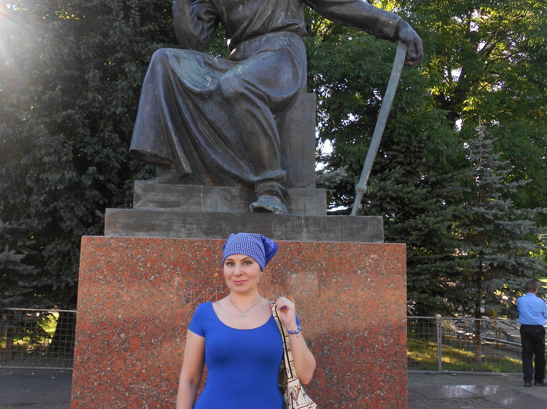 Monument to Fyodor Kon-Smolensk必去景点