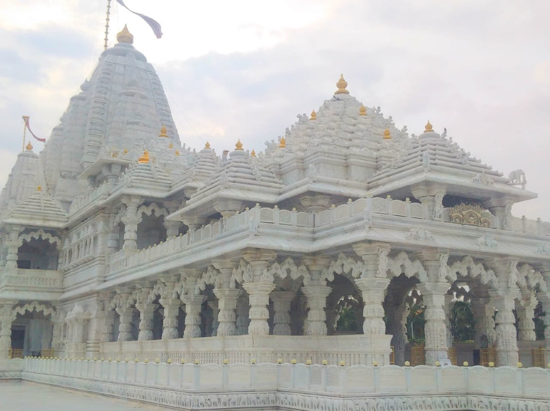 Manilaxmi Jain Tirth-Anand必去景点