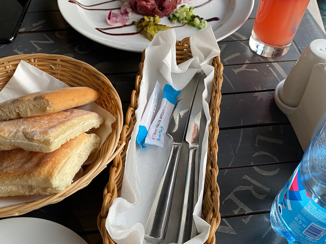 Swimming Pool of the Hotel Yalta Intourist-雅尔达必去景点