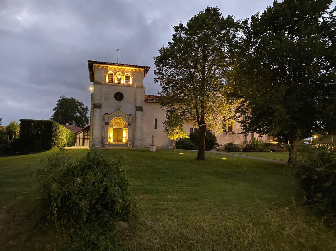 Eglise romane de san Server景点图片