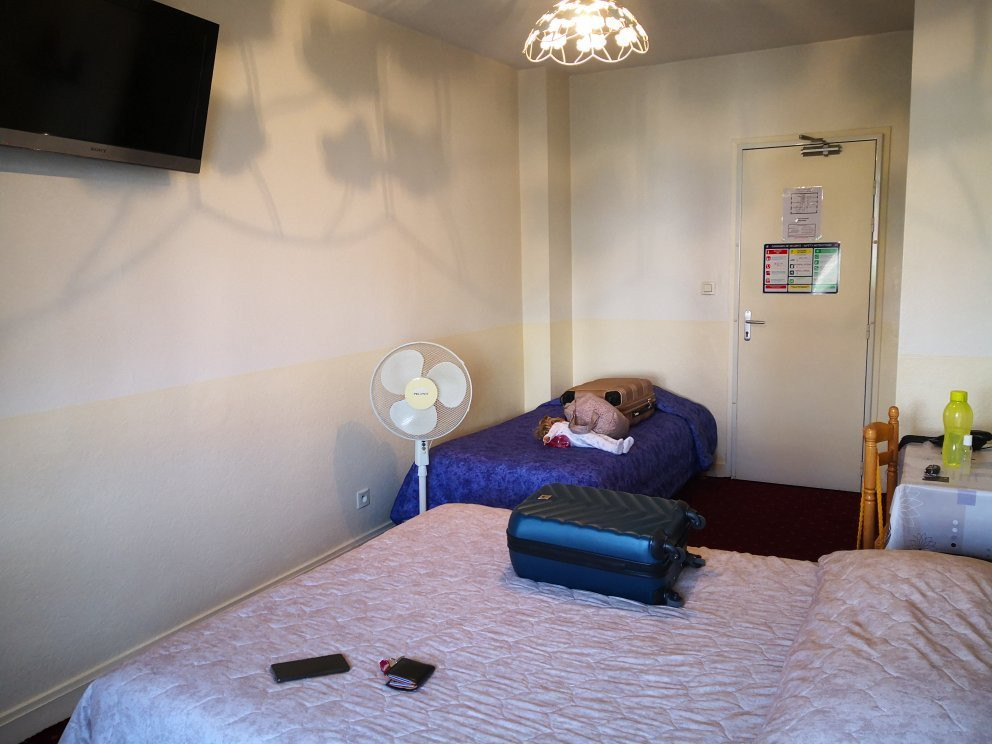 卡拉维勒酒店主图