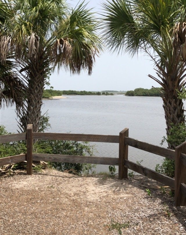 Cemetery Point Park景点图片