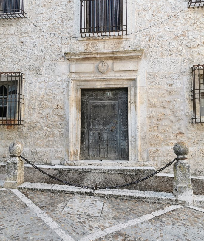 Casa de la Cadena-钦琼必去景点