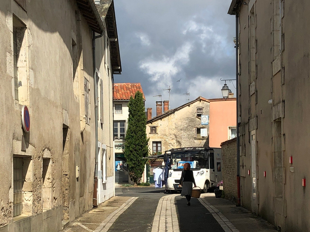 Église Saint-Pierre-et-Saint-Paul景点图片