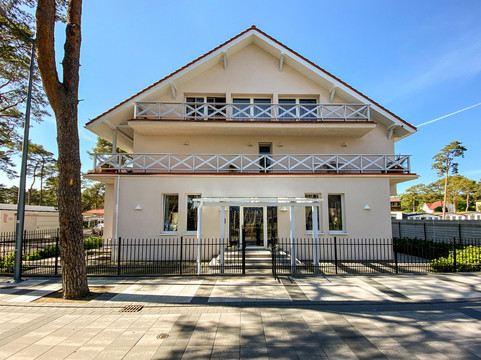 Dziwnowek酒店住宿-Willa Mandala