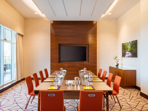 Crowne Plaza Muscat OCEC by IHG主图