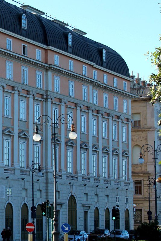 Teatro Verdi-的里雅斯特必去景点