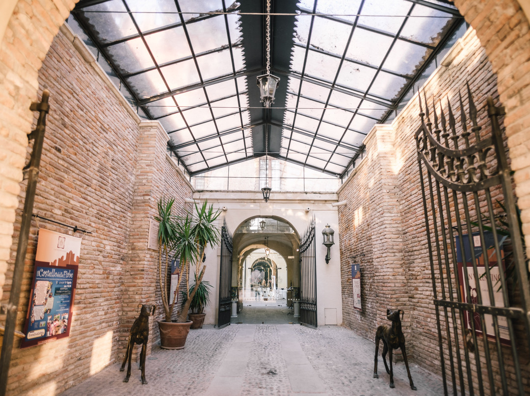 Castello Bevilacqua景点图片