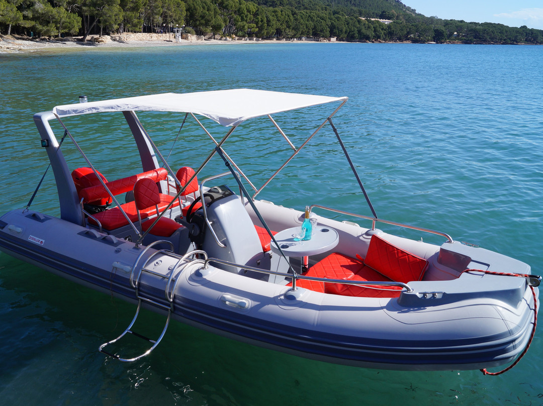 Paseo del Port de Pollenca-Pollenca必去景点