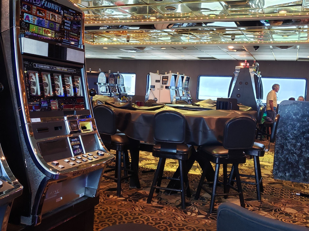 Emerald Princess II Casino-不伦瑞克必去景点