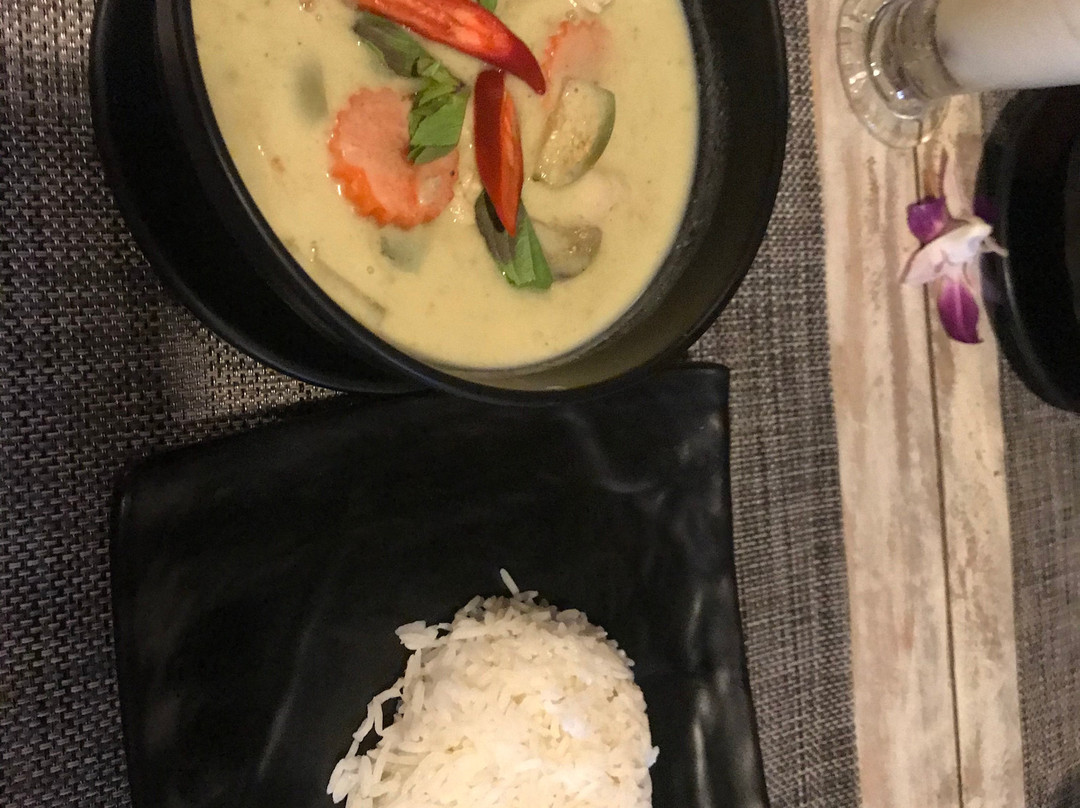 阿克瓦酒店主图