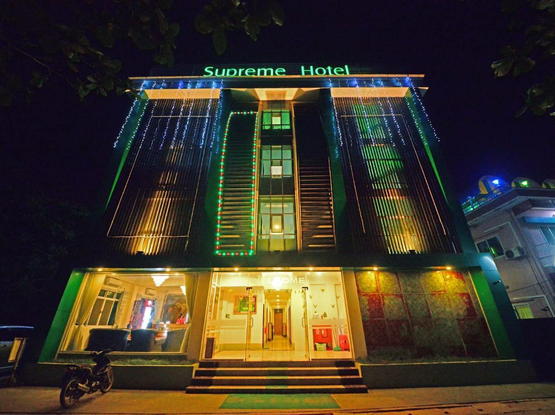 Supreme Hotel