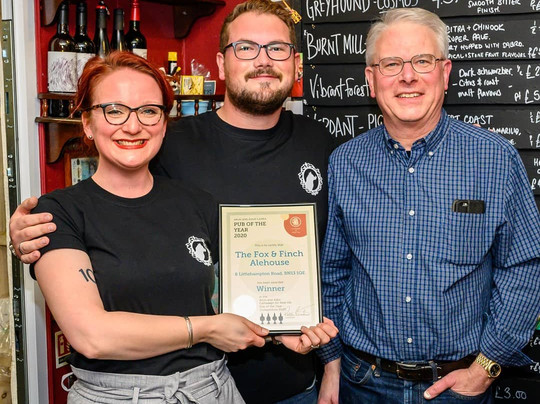 The Fox and Finch Alehouse-沃辛必去景点