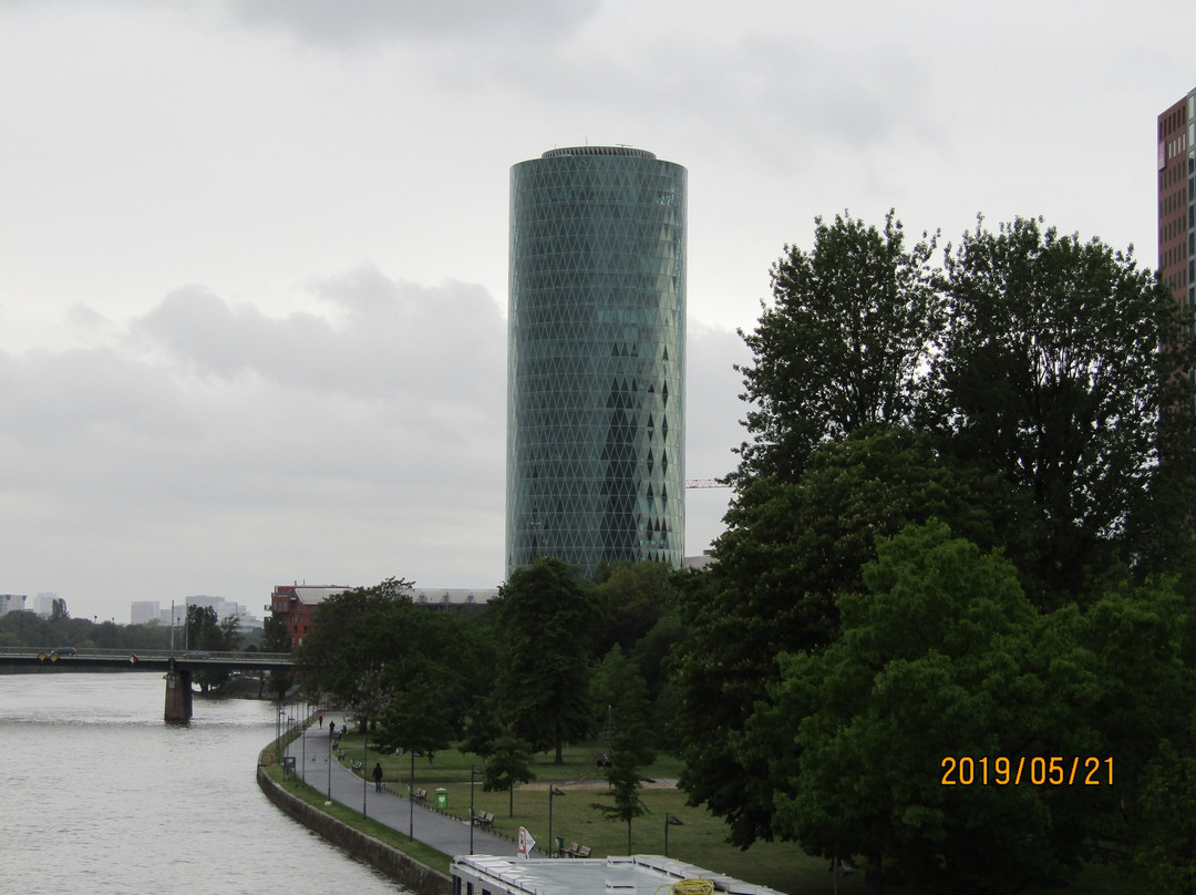 Westhafen Tower-法兰克福必去景点