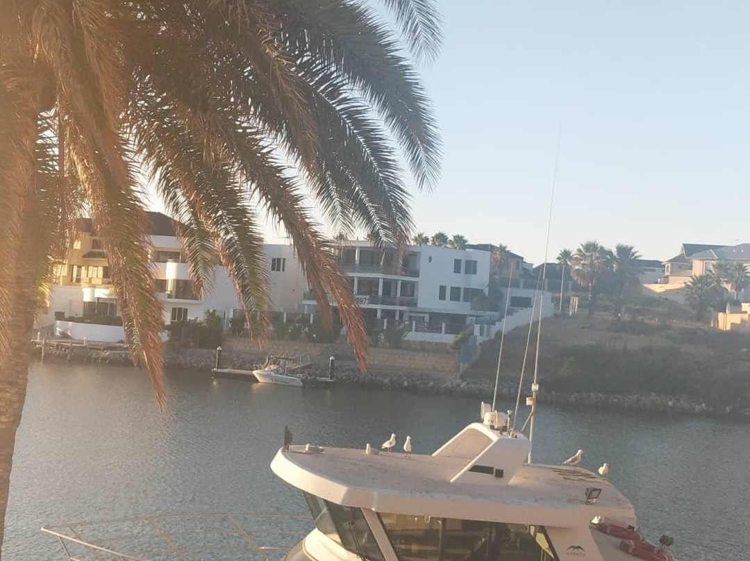 The Marina Hotel主图