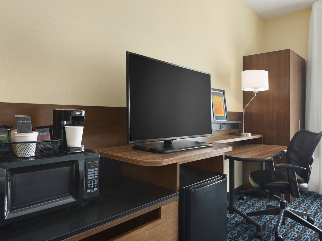 曼切斯特哈特佛德费尔菲尔斯客栈&套房酒店主图