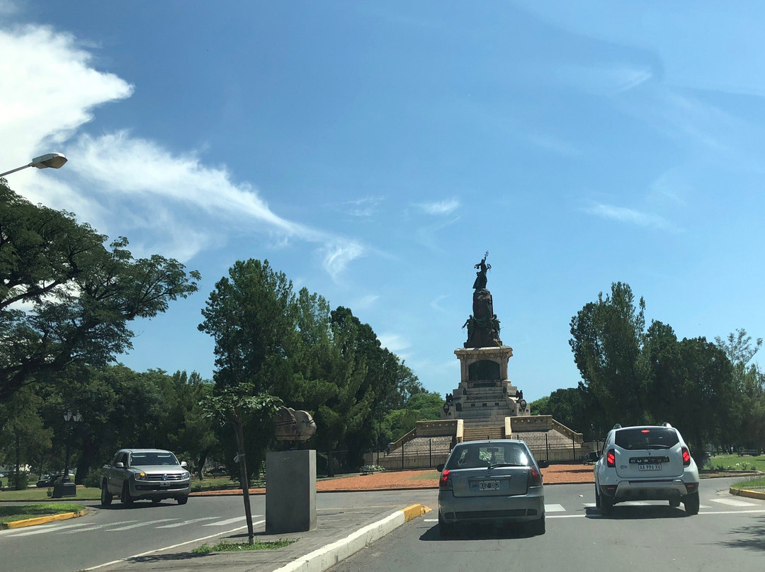 Monumento 20 de Febrero-萨尔塔必去景点