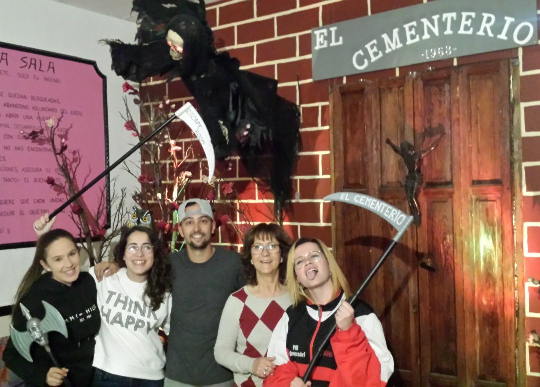 Escape Room ADRENALINA El Cementerio景点图片
