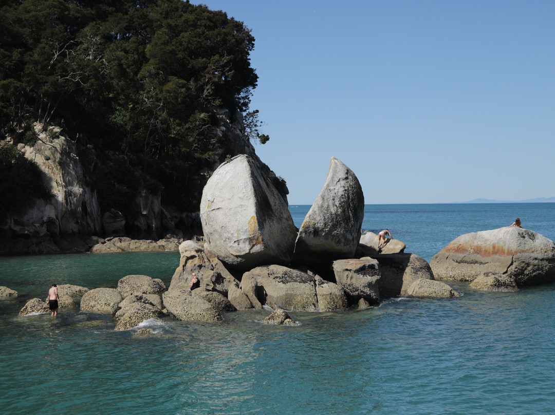Split Apple Rock-凯特里特里必去景点
