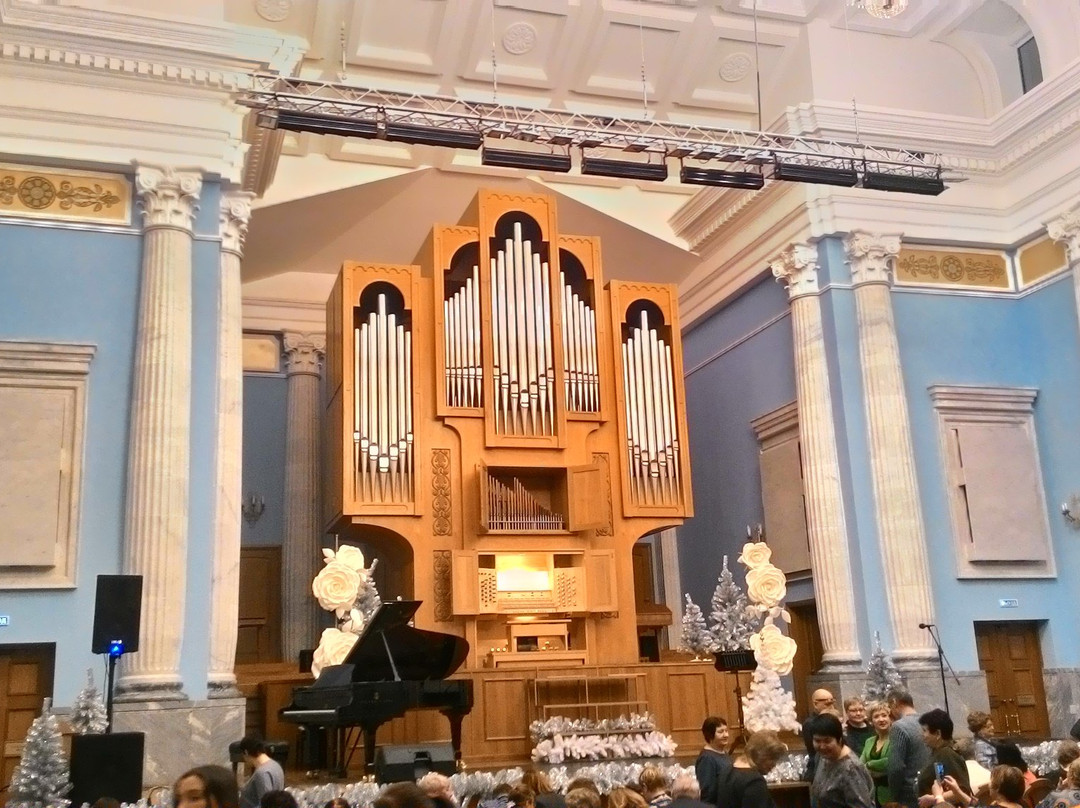 Organ and Chamber Music Hall Rodina景点图片