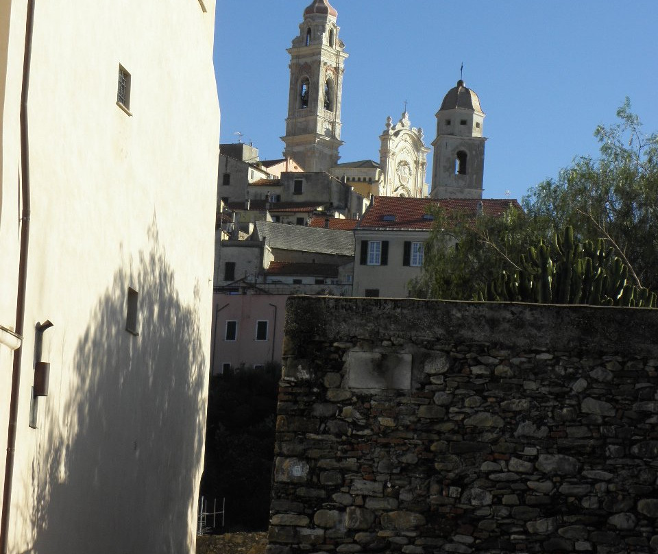 Chiesa di San Nicola da Tolentino-Cervo必去景点
