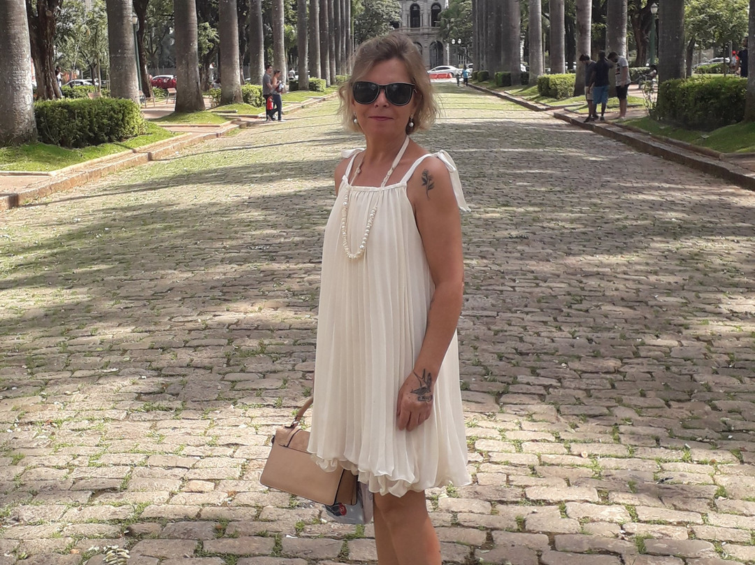 Praça da Liberdade-贝洛哈里桑塔必去景点