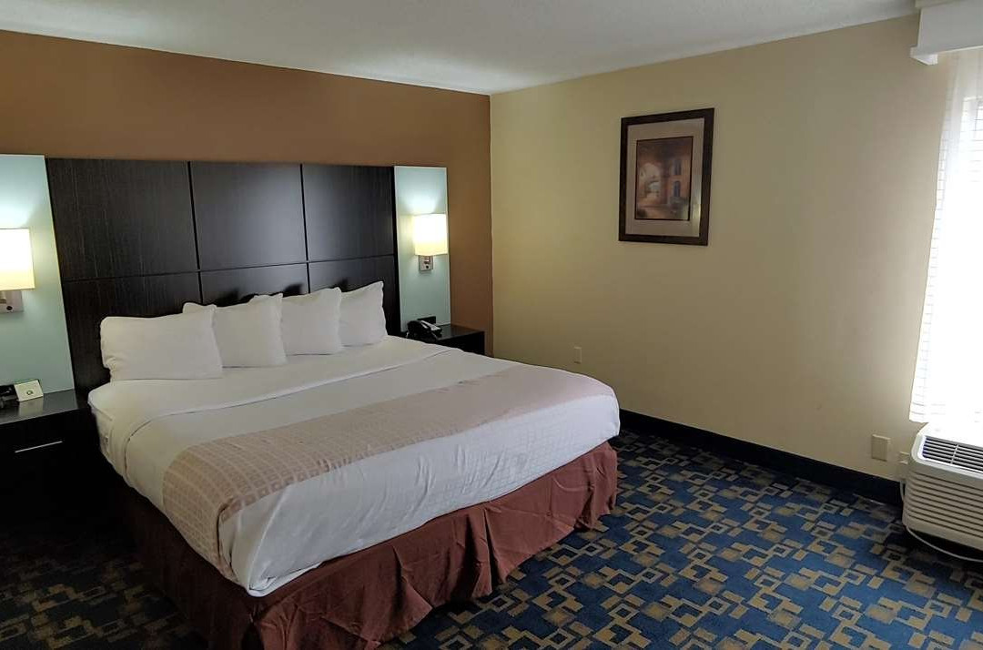 Quality Inn Jacksonville - Orange Park near Naval Air Station主图
