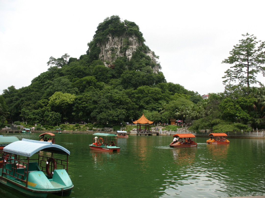 鱼峰山景点图片