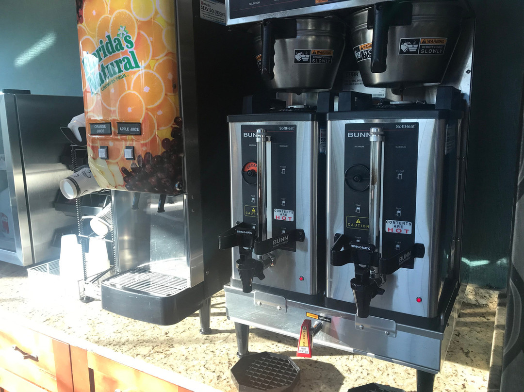 Rodeway Inn & Suites主图