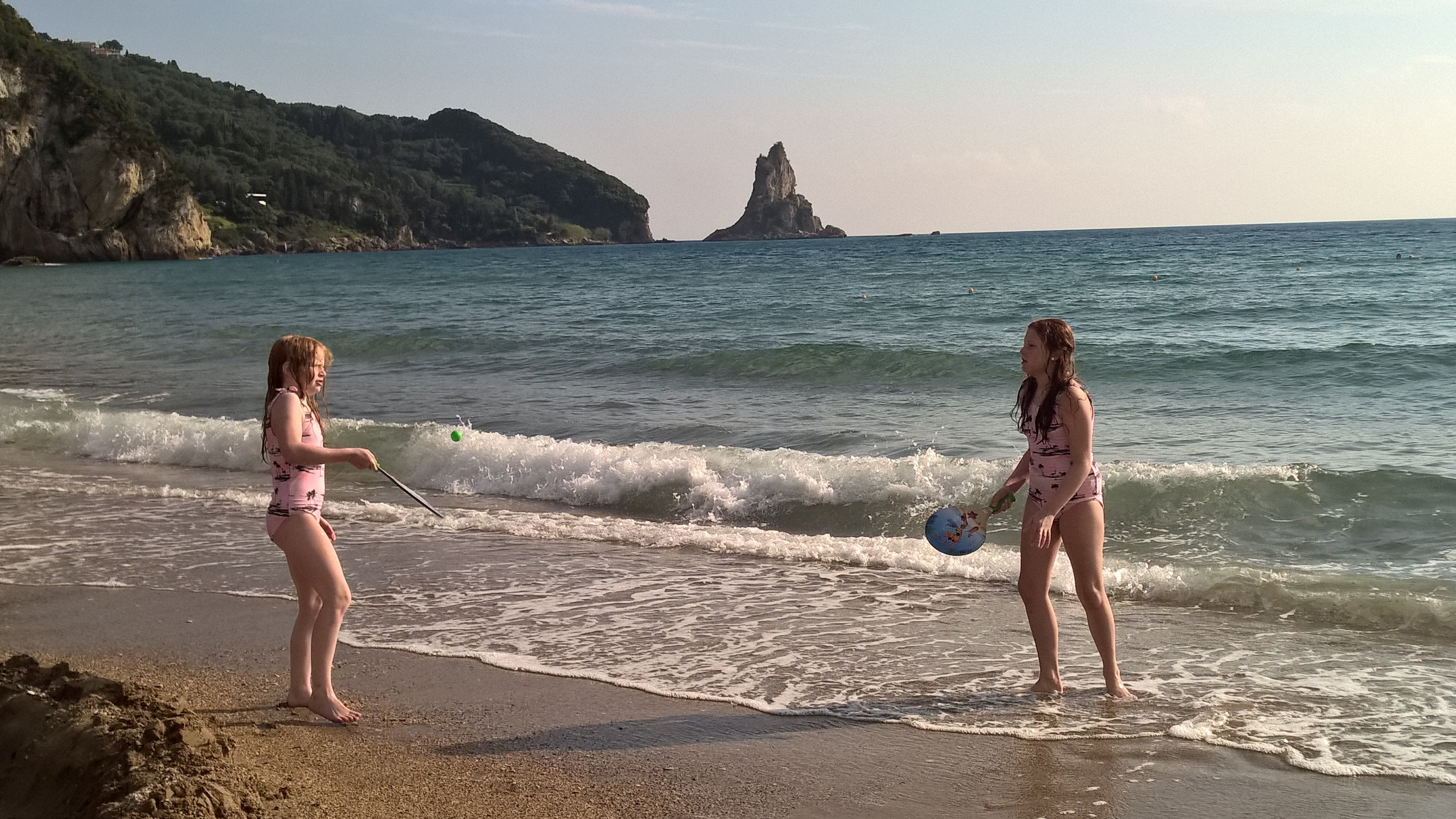 Sea Breeze Family Beach Hotel-泳池