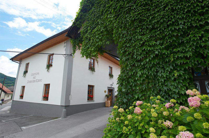 Rakitna餐馆和美食-Gostilna Zgornji Kirn